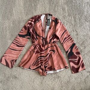 Pretty little things NWT romper